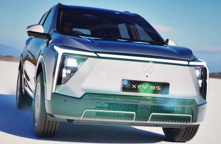 Mahindra XEV9S First Look: A Feature-Packed, Aggressively Priced Electric SUV
